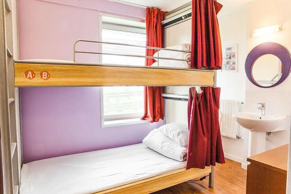 St Christopher's - Canal Hostel Paris