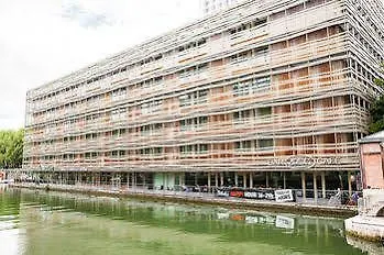 St Christopher's - Canal * Παρίσι